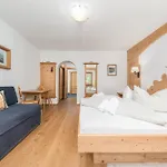 Alpenhotel Tirolerhof 4* ゲルロス