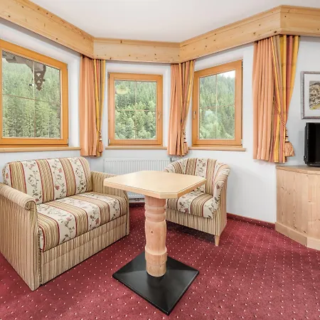Otel Alpenhotel Tirolerhof