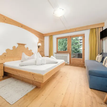 Alpenhotel Tirolerhof Otel Gerlos