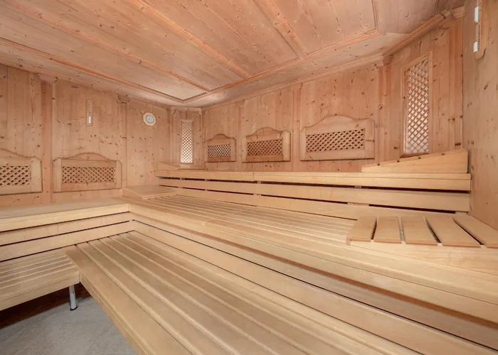 Hotel Alpenhotel Tirolerhof 4*