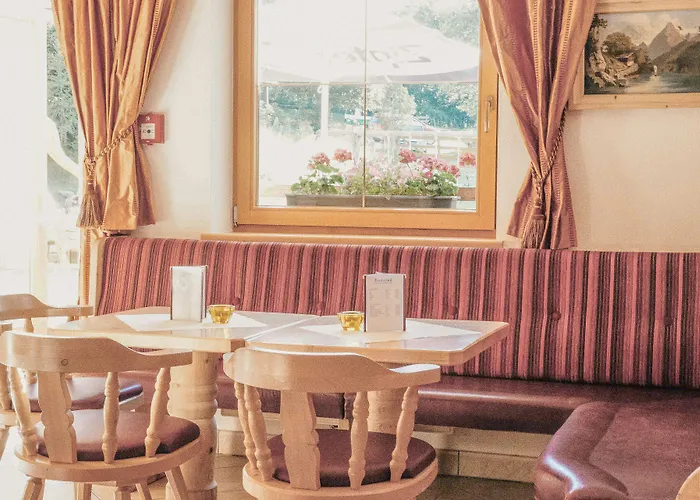 Hotel Alpenhotel Tirolerhof 4*