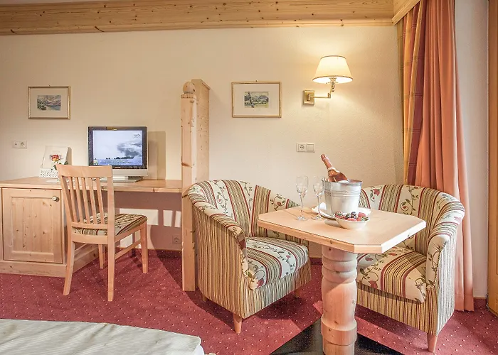 Hotel Alpenhotel Tirolerhof 4*