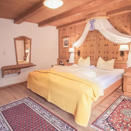Alpenhotel Tirolerhof Отель Герлос