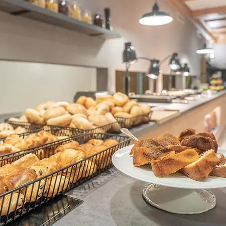 Alpenhotel Tirolerhof Hotel